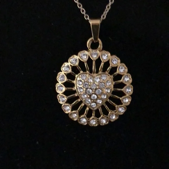 Heart ❤️ Necklace! - Picture 2 of 6